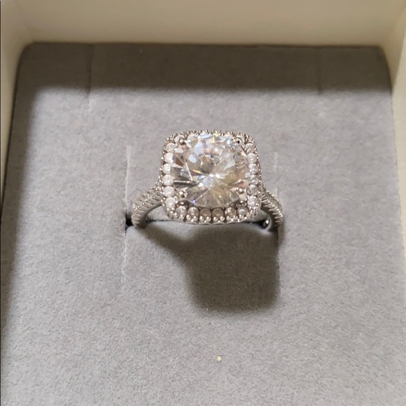 Sterling Silver CZ Ring - Picture 5 of 6